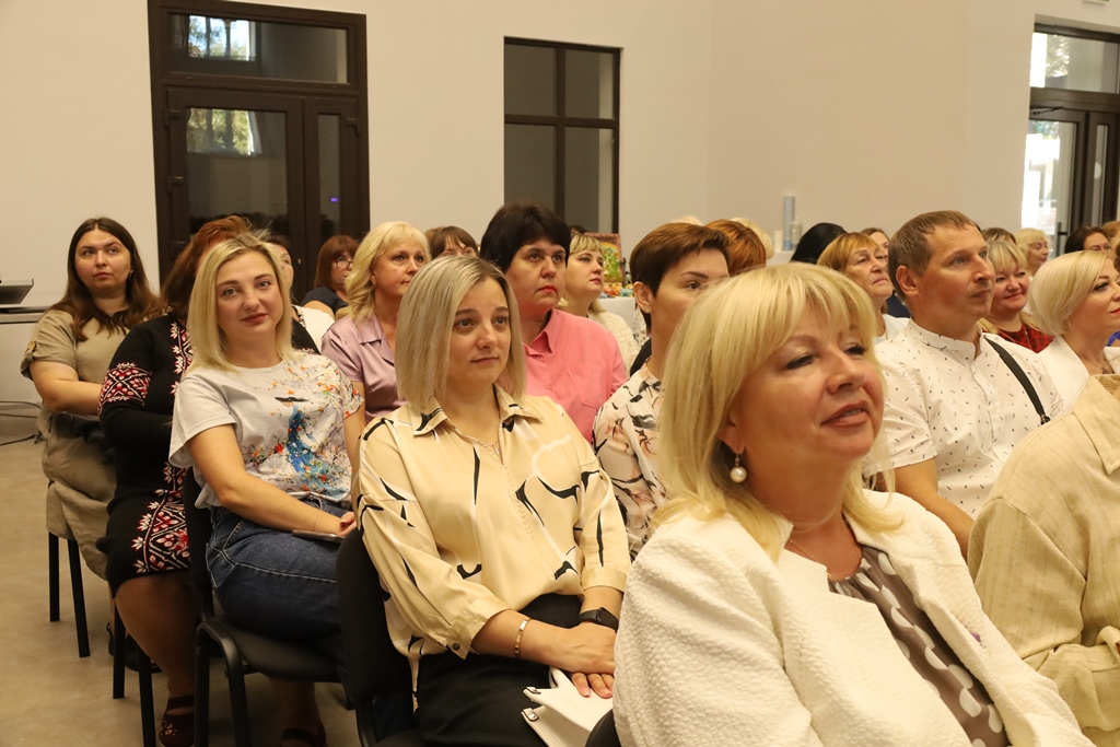 «Серпнева – 2026»: у Звягелі обговорили пріоритети розвитку освіти громади