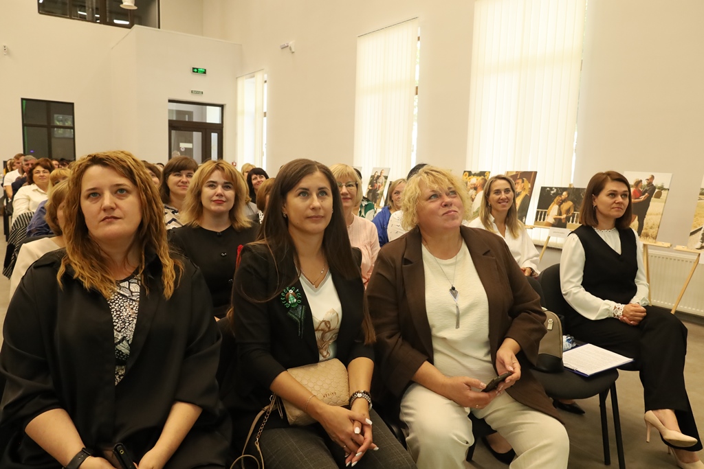 «Серпнева – 2026»: у Звягелі обговорили пріоритети розвитку освіти громади