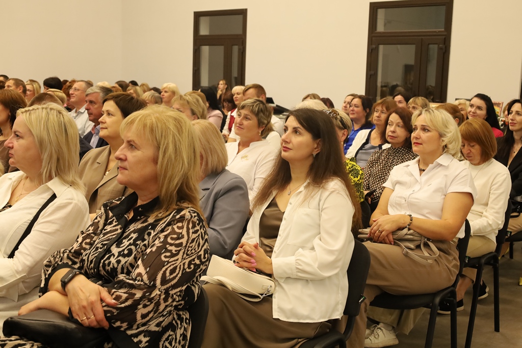 «Серпнева – 2026»: у Звягелі обговорили пріоритети розвитку освіти громади