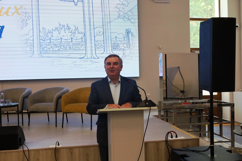 «Серпнева – 2026»: у Звягелі обговорили пріоритети розвитку освіти громади