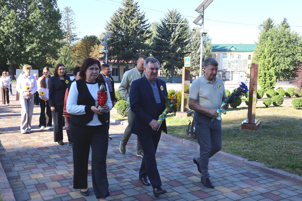 У Звягелі вшанували пам’ять полеглих Захисників України