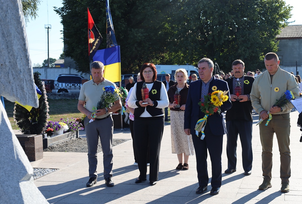 У Звягелі вшанували пам’ять полеглих Захисників України