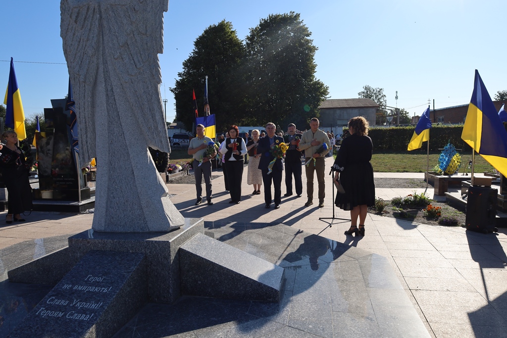 У Звягелі вшанували пам’ять полеглих Захисників України