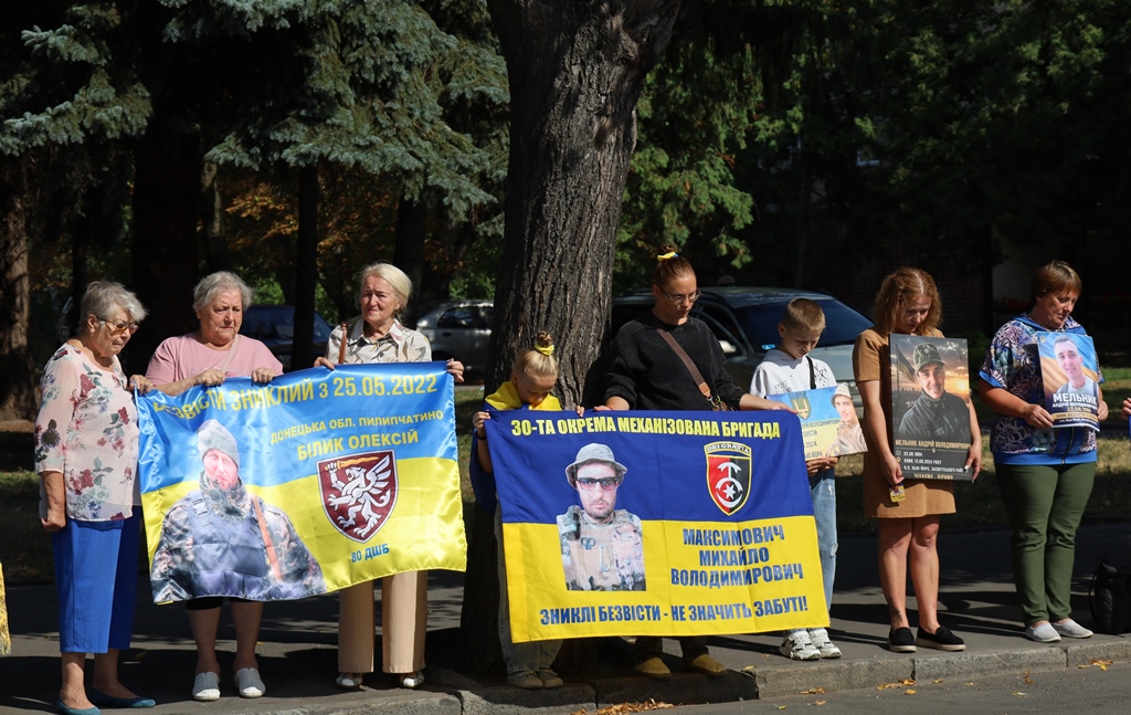 «Ми пам’ятаємо. Ми шукаємо. Ми чекаємо»: у Звягелі відбувся «НАДІЯ FEST»