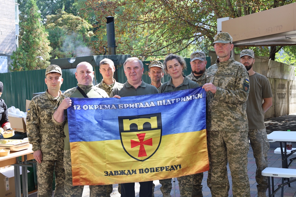 «Ми пам’ятаємо. Ми шукаємо. Ми чекаємо»: у Звягелі відбувся «НАДІЯ FEST»