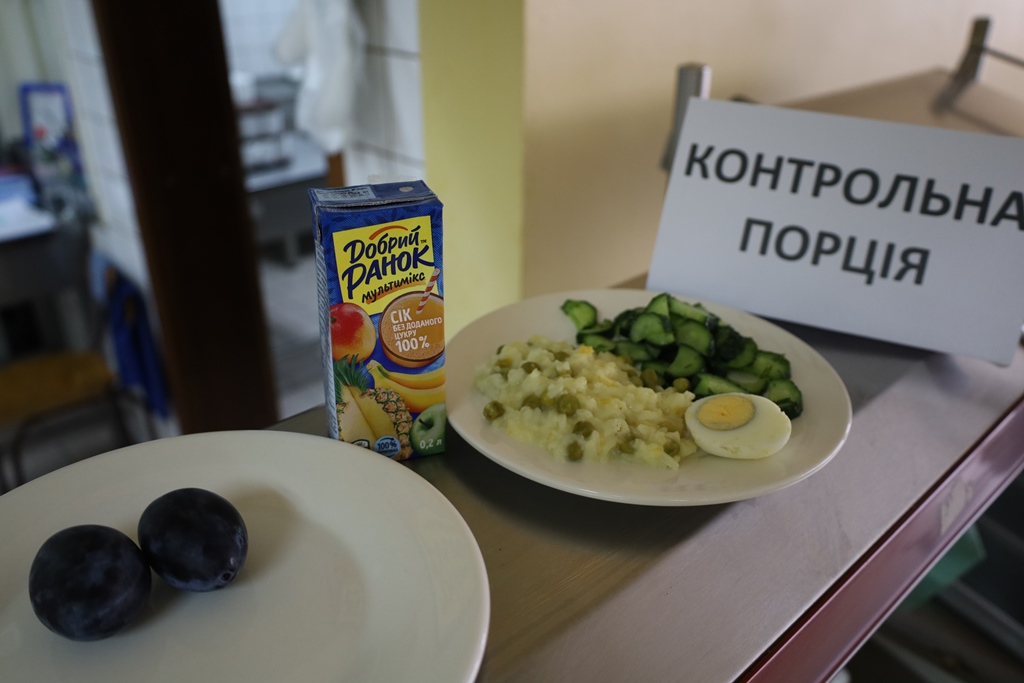 У закладах освіти громади продовжують перевіряти організацію шкільного харчування