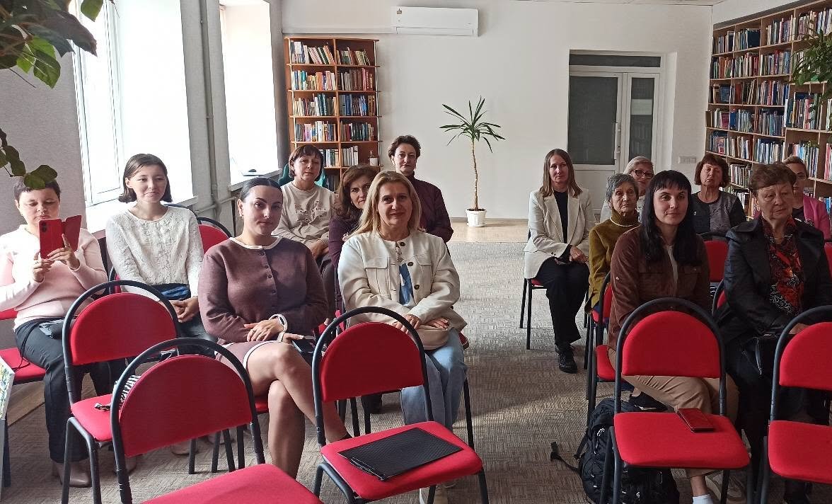 У Центральному бібліопросторі імені Юрія Ковальського презентували нову книгу Олени Волинської