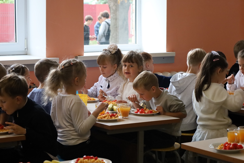 Шкільне харчування: перевіряють якість та враховують потреби дітей