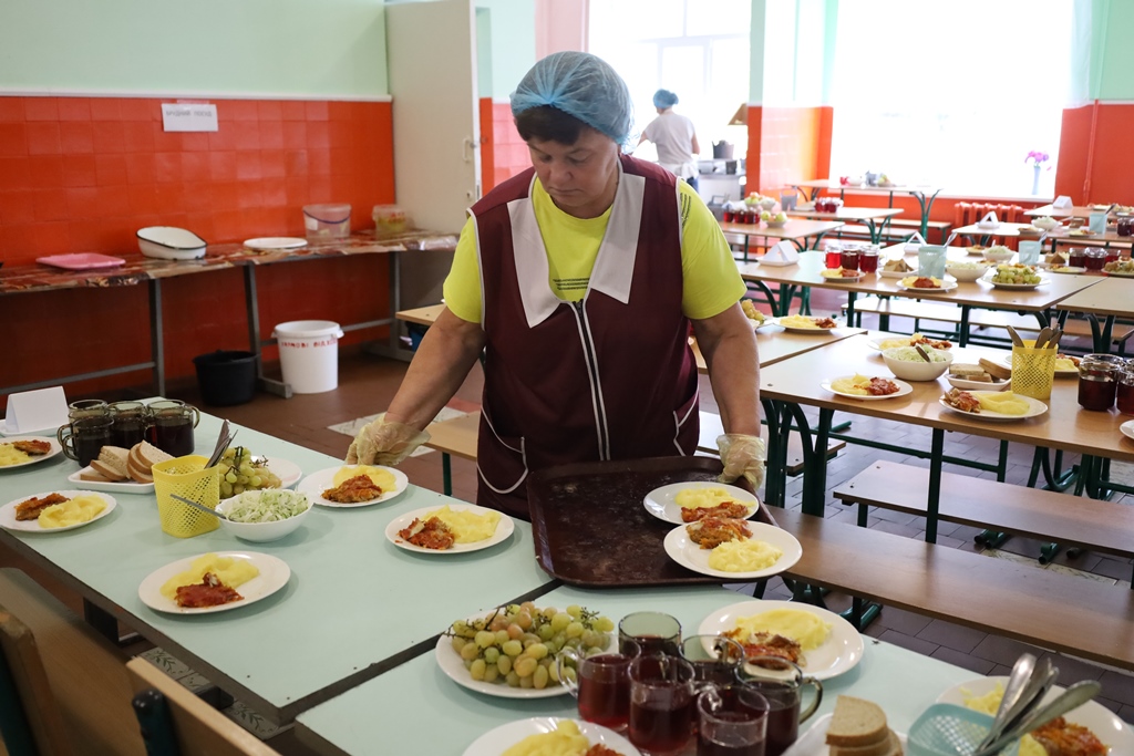 У закладах освіти громади продовжують перевіряти організацію шкільного харчування