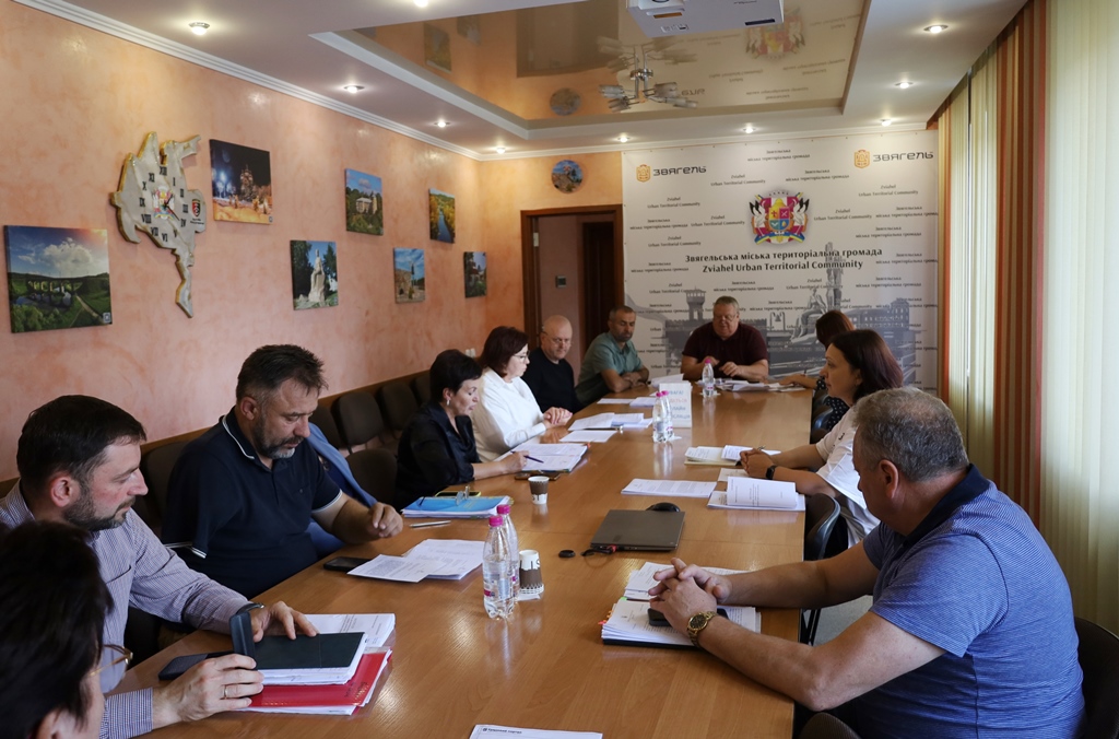 Постійні комісії та погоджувальна рада попередньо опрацювали питання 76-ї сесії міської ради