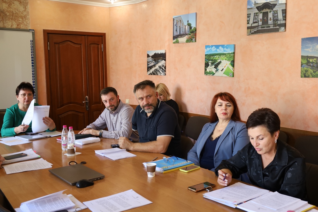 Постійні комісії та погоджувальна рада попередньо опрацювали питання 76-ї сесії міської ради