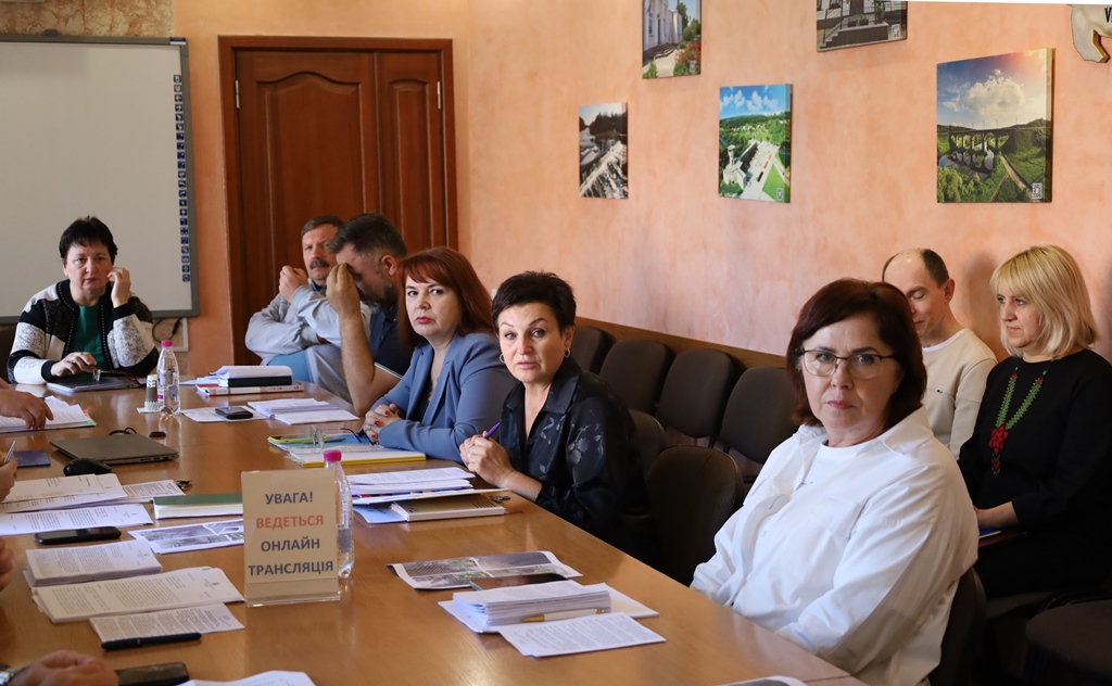 Постійні комісії та погоджувальна рада попередньо опрацювали питання 76-ї сесії міської ради