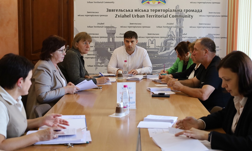 Постійні комісії та погоджувальна рада попередньо опрацювали питання 76-ї сесії міської ради