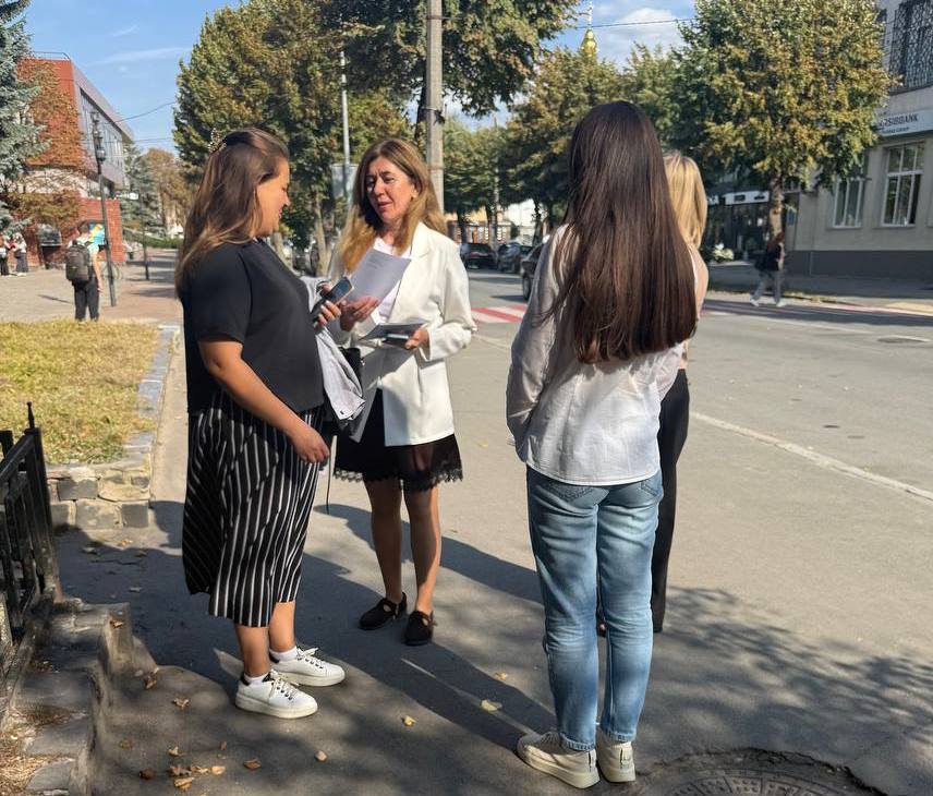 У Звягелі відбулась вулична акція «Сім’я поруч»