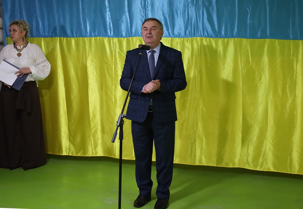 У Звягелі відбулися урочистості до Дня працівників освіти