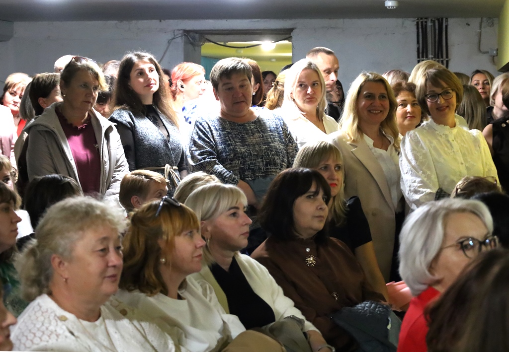 У Звягелі відбулися урочистості до Дня працівників освіти