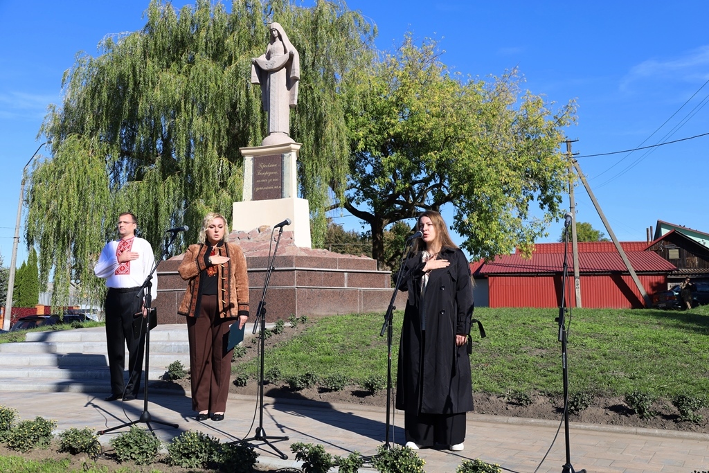«Під Омофором нескорених»: у Звягелі відбулося духовне віче-подяка
