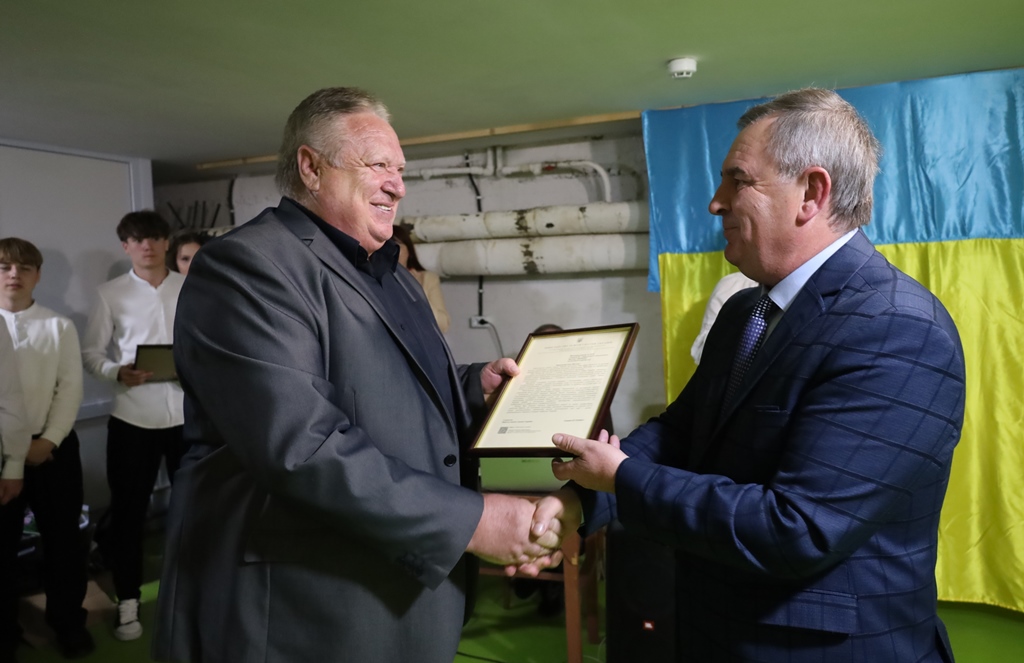 У Звягелі відбулися урочистості до Дня працівників освіти