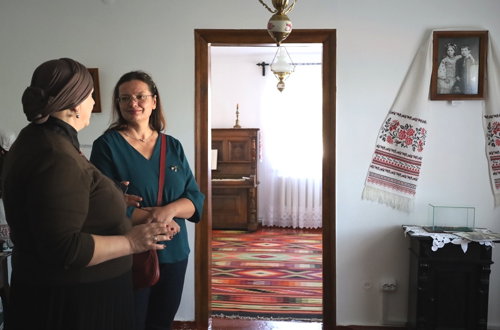 Про силу слова, людей і Україну: у Звягелі зустрілися з Тамарою Горіха Зерня