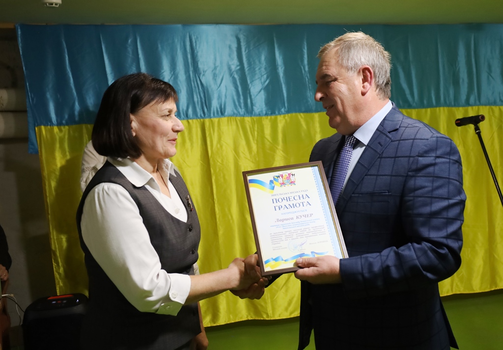 У Звягелі відбулися урочистості до Дня працівників освіти