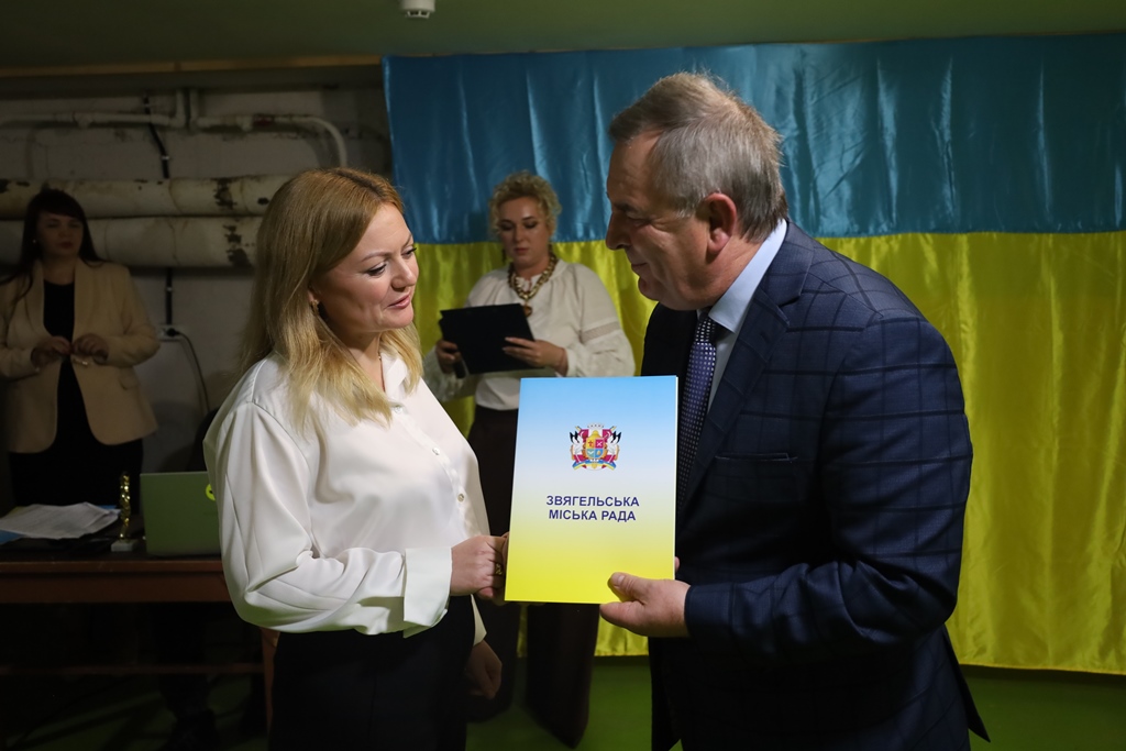 У Звягелі відбулися урочистості до Дня працівників освіти