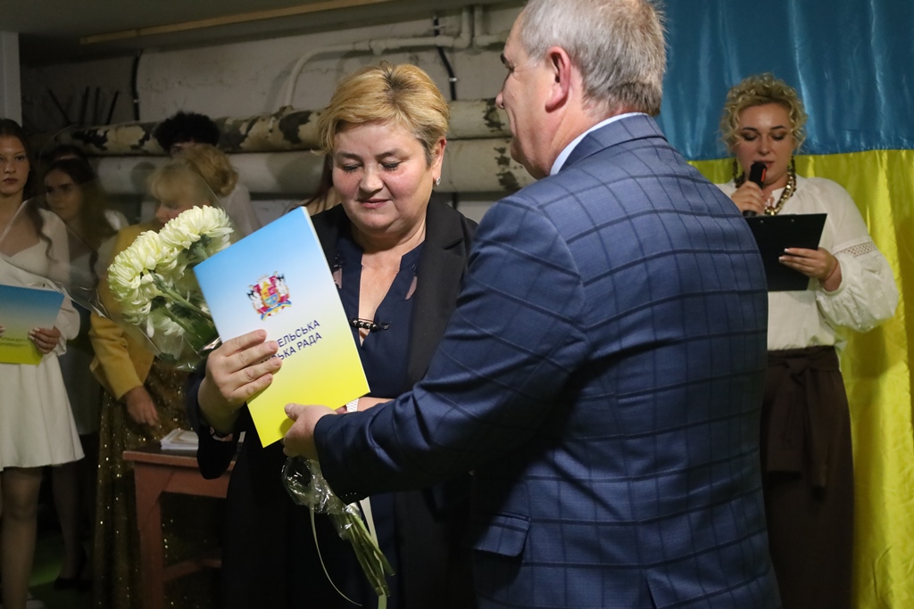 У Звягелі відбулися урочистості до Дня працівників освіти