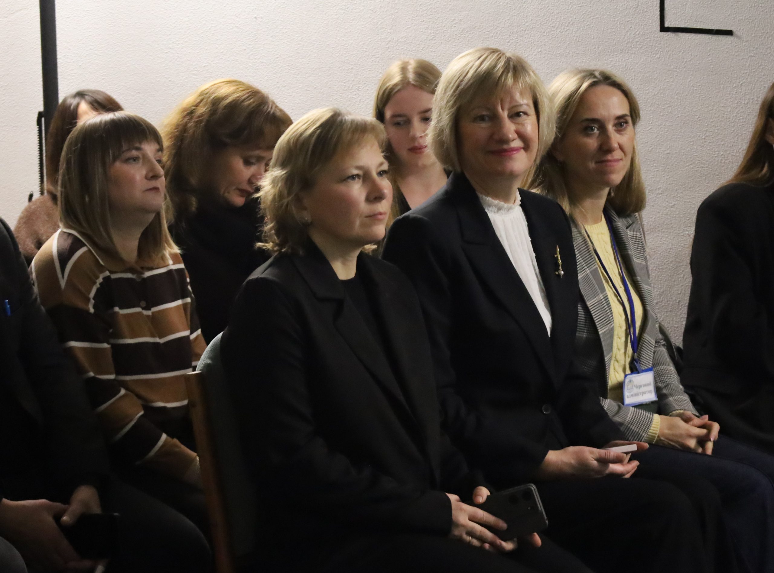 Енергія змін та тріумф дитячих ідей: у Звягелі нагородили переможців інклюзивного шкільного громадського бюджету та стипендіатів міського голови