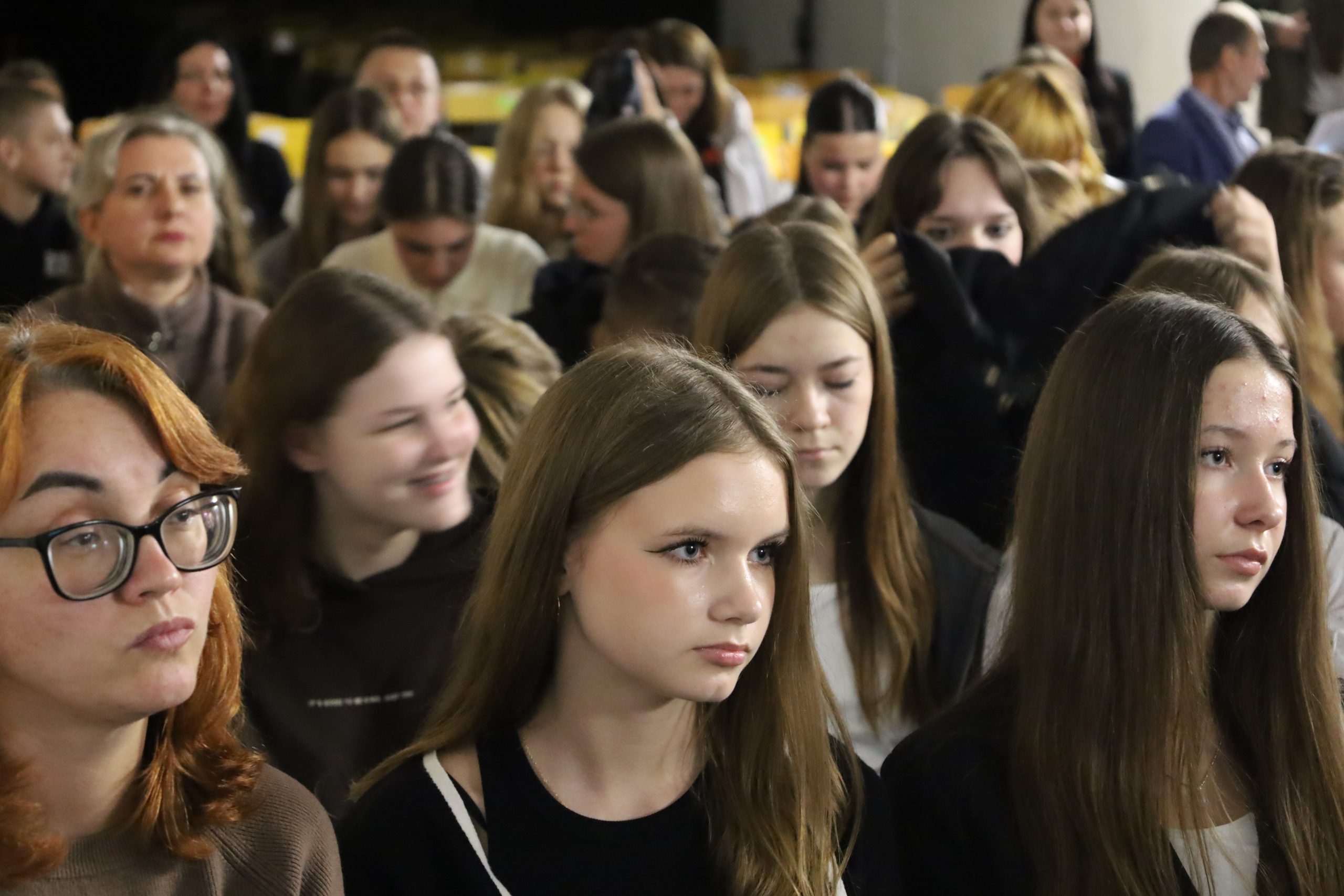 Енергія змін та тріумф дитячих ідей: у Звягелі нагородили переможців інклюзивного шкільного громадського бюджету та стипендіатів міського голови