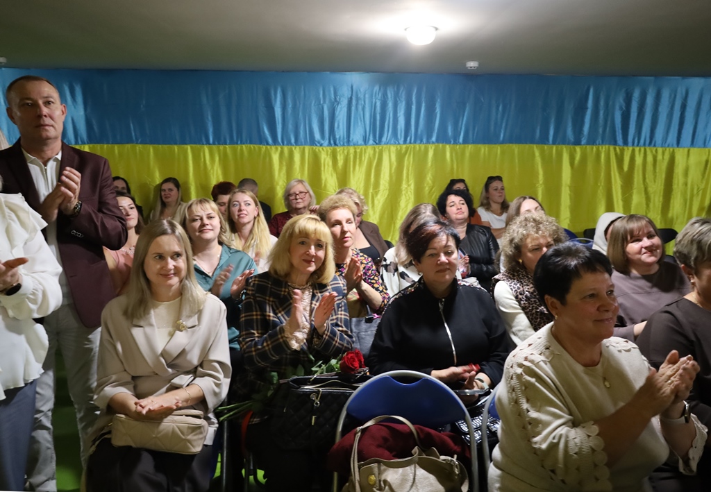 У Звягелі відбулися урочистості до Дня працівників освіти