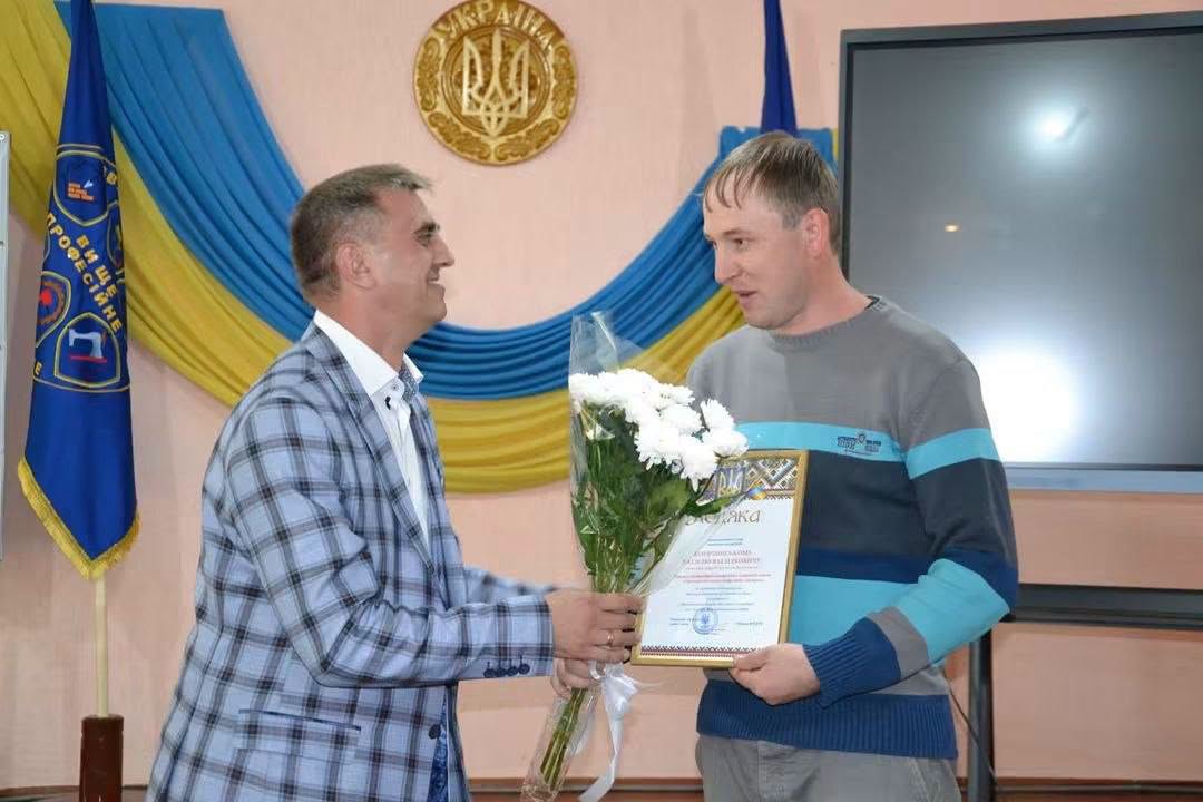 У Звягельському ВПУ привітали працівників освіти з професійним святом