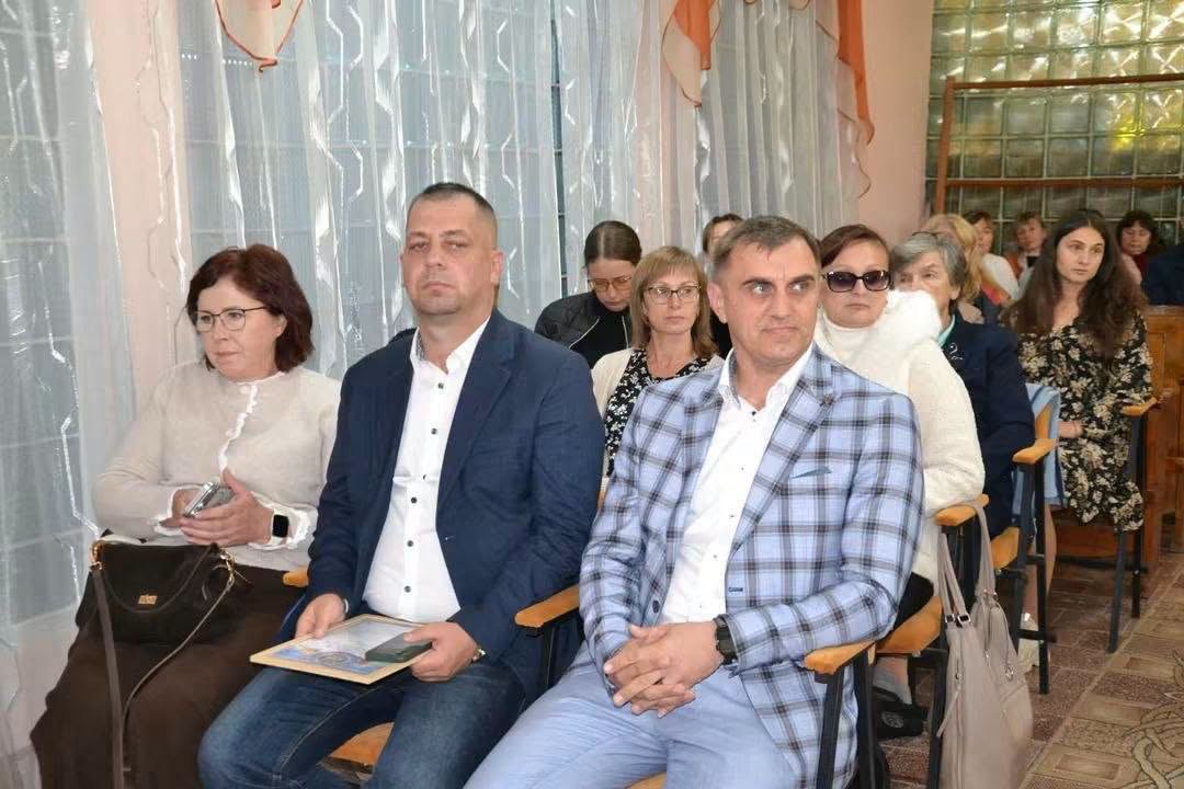 У Звягельському ВПУ привітали працівників освіти з професійним святом