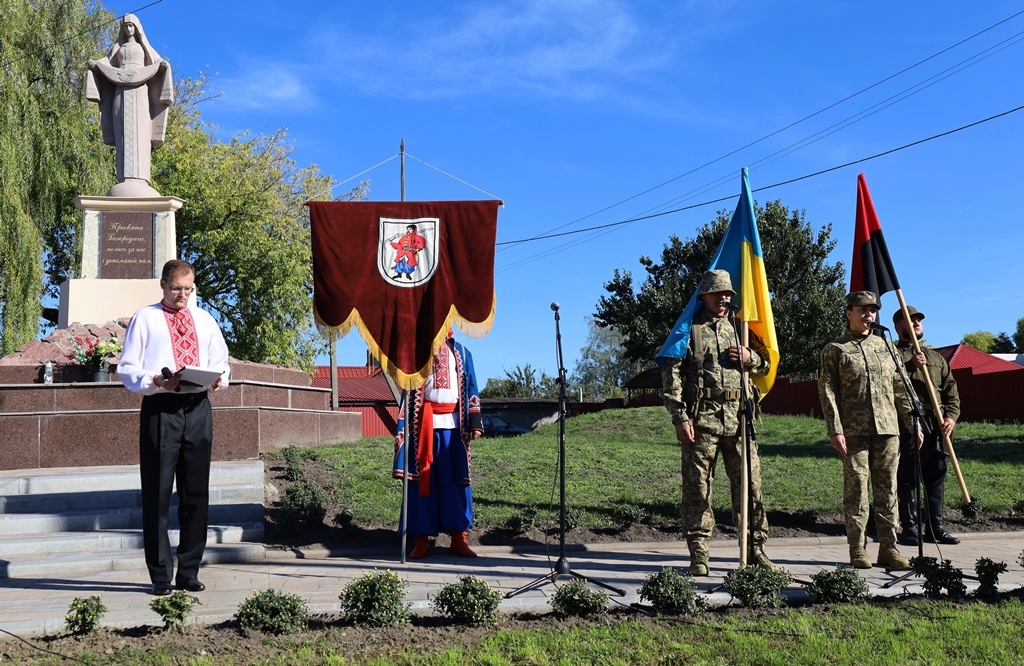 «Під Омофором нескорених»: у Звягелі відбулося духовне віче-подяка