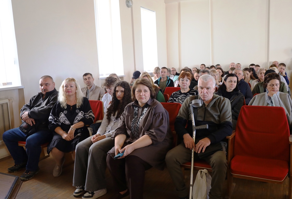 🇺🇦 Музика, що дарує тепло: у Звягелі відбувся концерт до Дня захисників і захисниць України