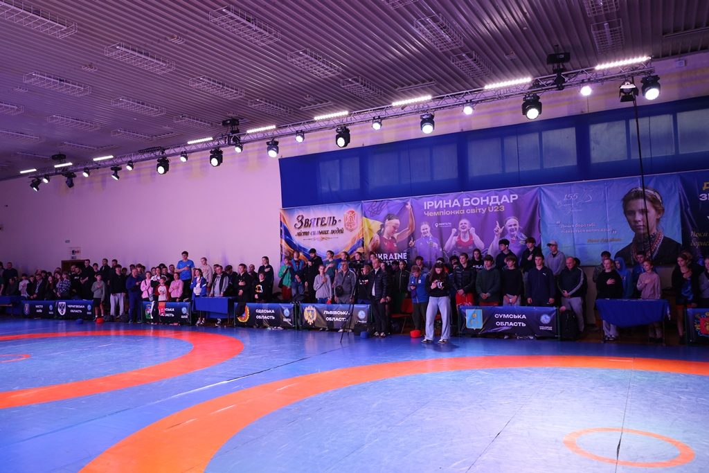 ЗВЯГЕЛЬ ПРИЙМАВ ЧЕМПІОНАТ УКРАЇНИ З ВІЛЬНОЇ БОРОТЬБИ СЕРЕД ЮНАКІВ ТА ДІВЧАТ U16