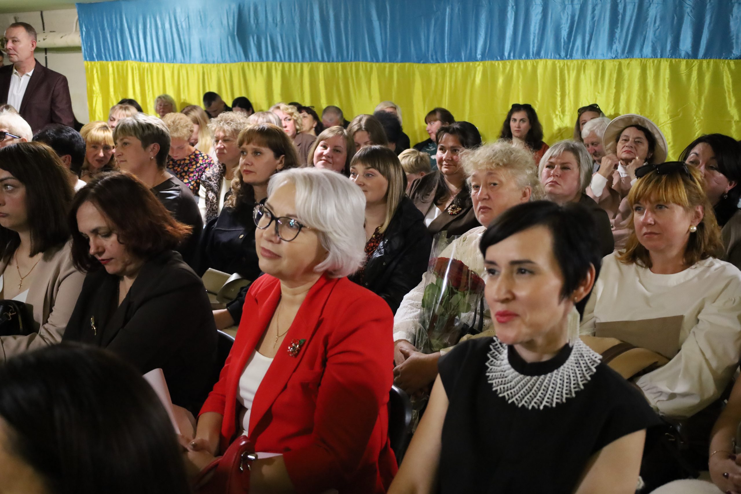 У Звягелі відбулися урочистості до Дня працівників освіти
